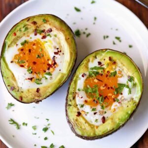 Breakfast Sandwiches with avocado and Egg